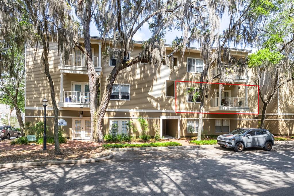 4850 Southwest 91 Terrace, Unit P201 Gainesville, FL 32608 - Photo 2 of 33 a view of a large building