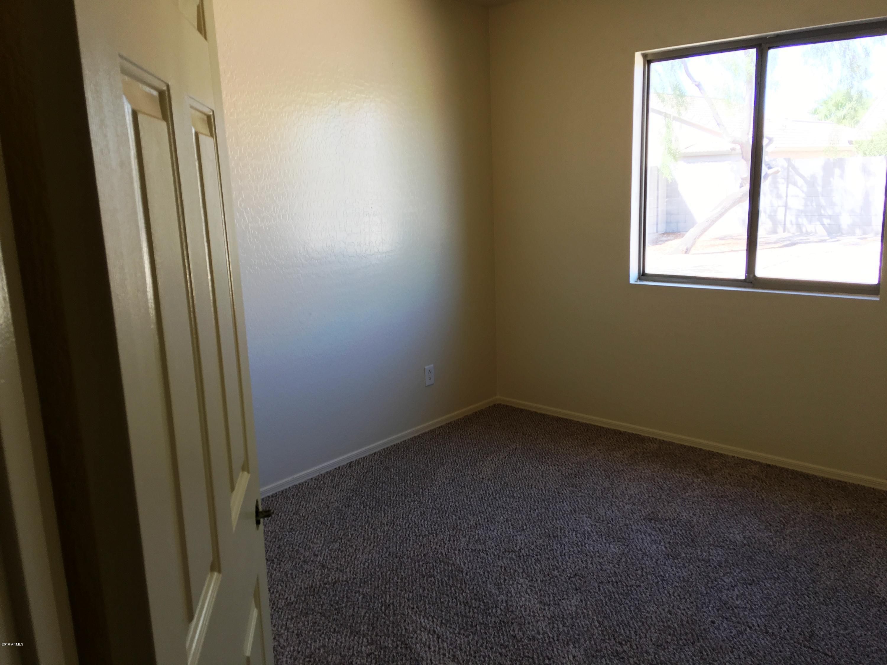 1118 West Shumway Farm Road Phoenix, AZ 85041 - Photo 4 of 8 IMG_0048