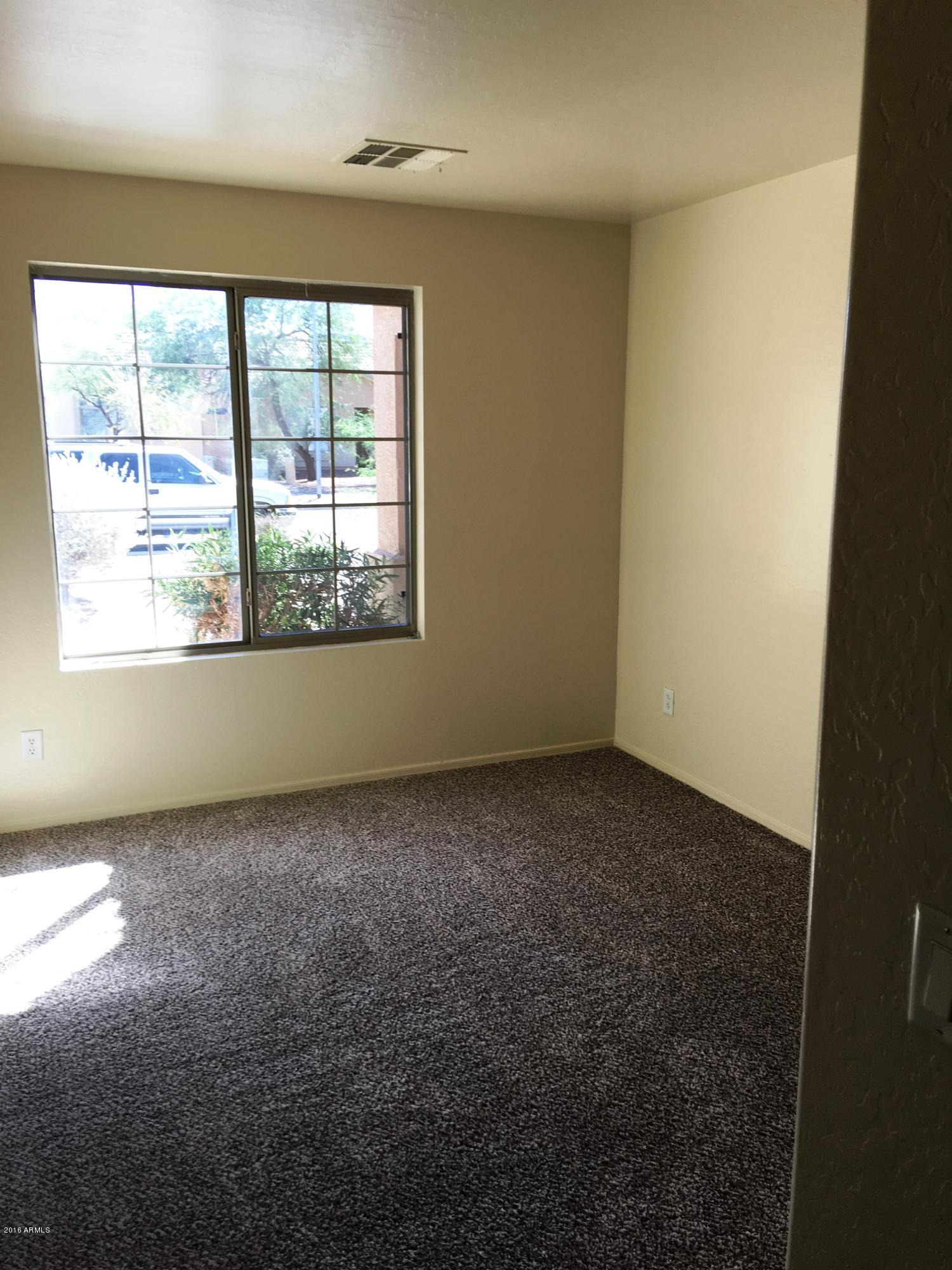 1118 West Shumway Farm Road Phoenix, AZ 85041 - Photo 5 of 8 IMG_0045