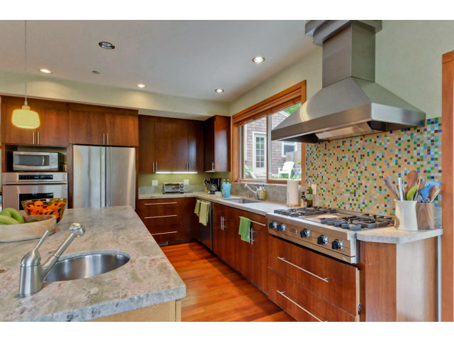 360 8th Street Montara, CA 94037 - Photo 7 of 25 Gallery Image 7