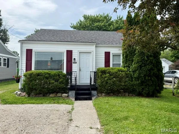 $155,900 | 606 West Spruce Street, Jerseyville, IL 62052