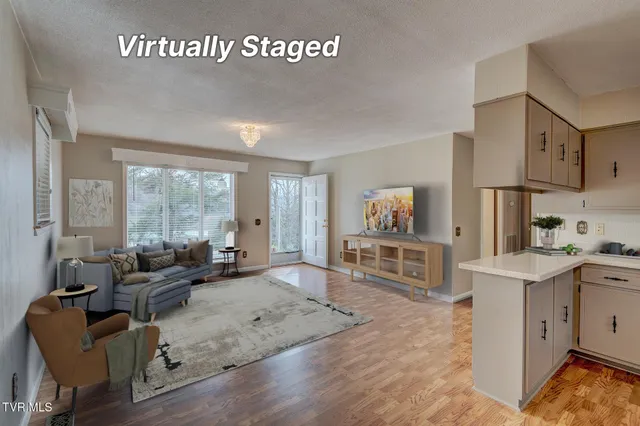 $369,900 | 280 Falcon Circle, Afton, TN 37616