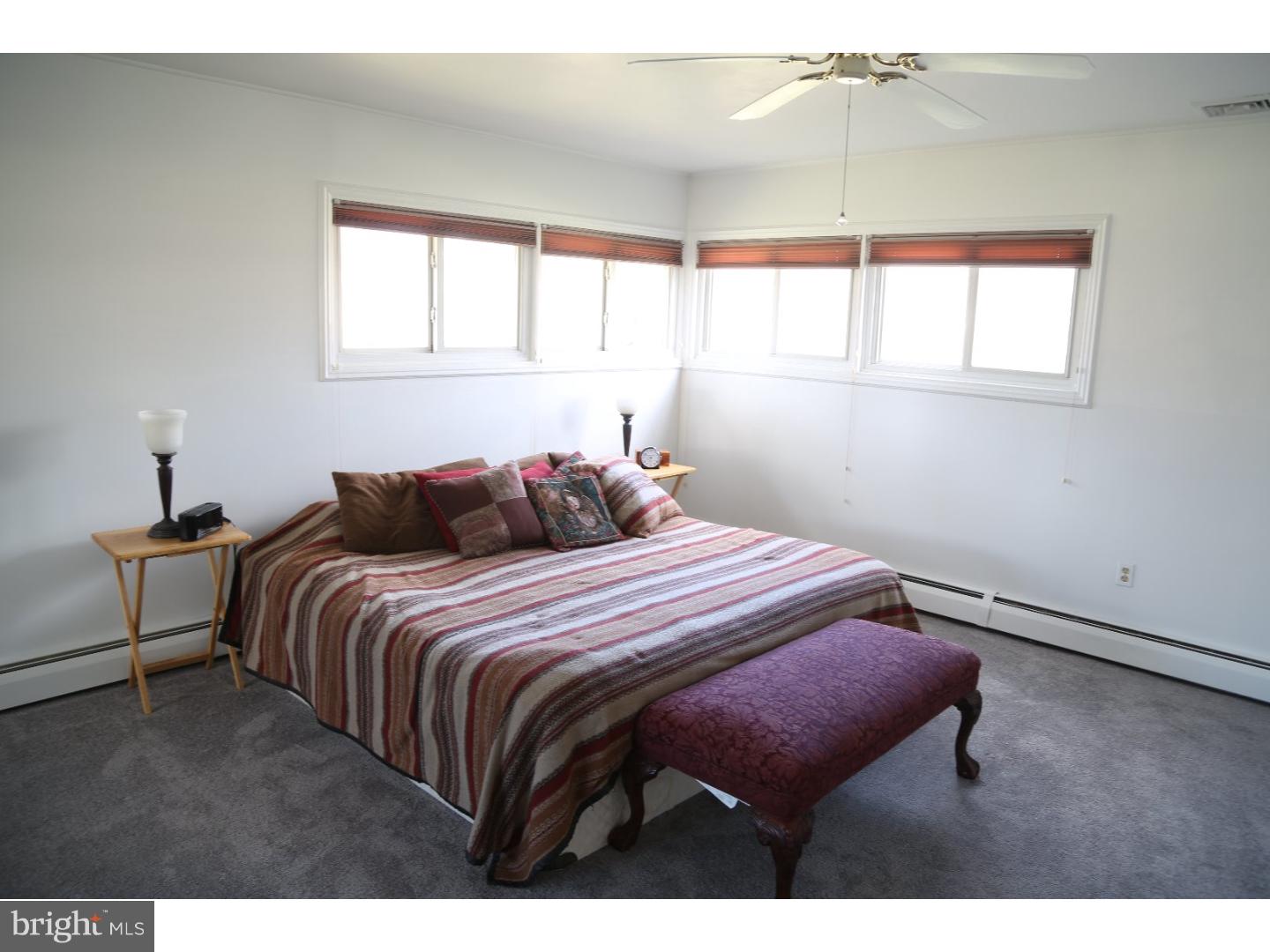 87 Firtree Road Levittown, PA 19056 - Photo 12 of 22 Gallery Image 12