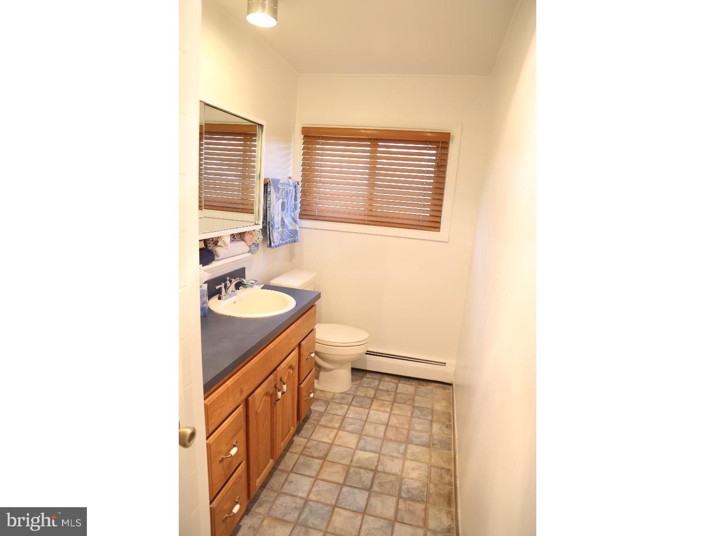 87 Firtree Road Levittown, PA 19056 - Photo 14 of 22 Gallery Image 14