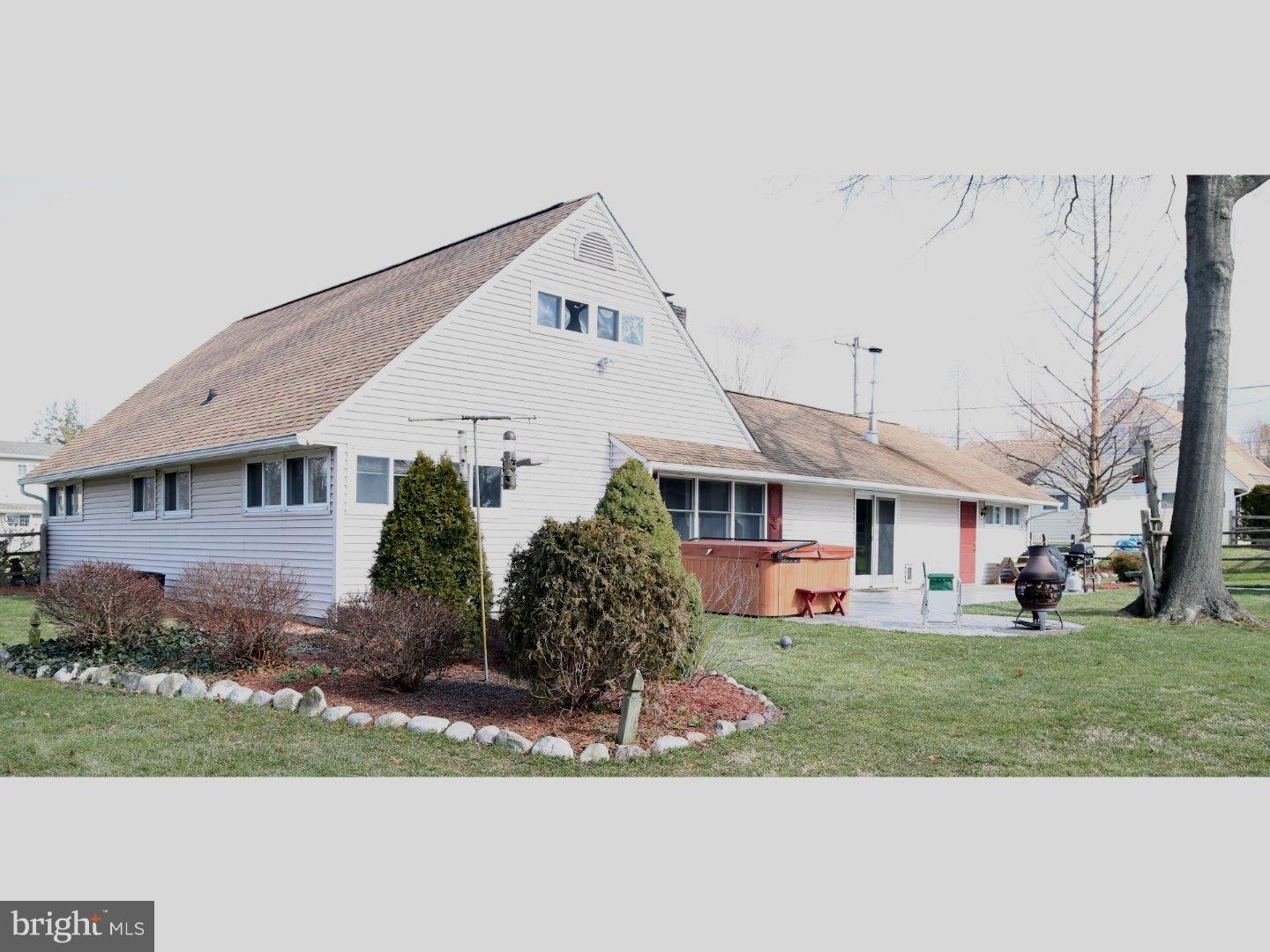 87 Firtree Road Levittown, PA 19056 - Photo 19 of 22 Gallery Image 19