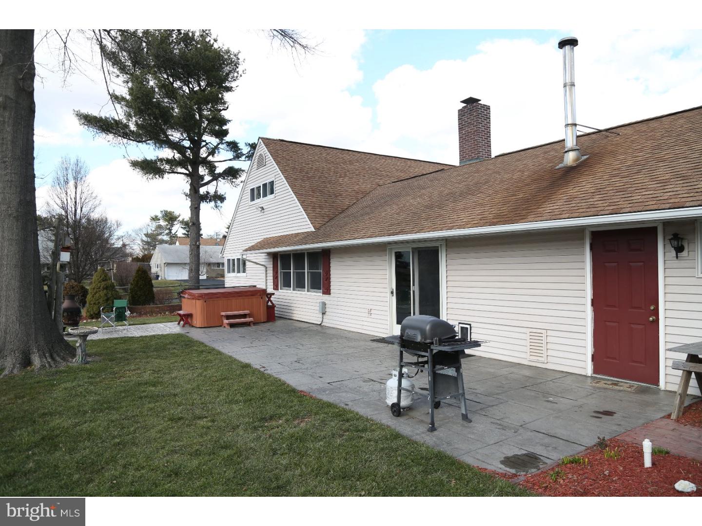 87 Firtree Road Levittown, PA 19056 - Photo 20 of 22 Gallery Image 20