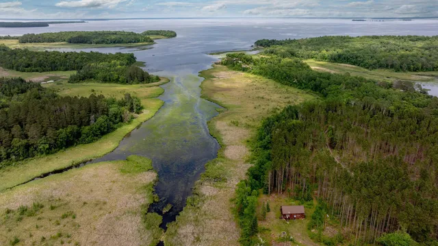 $400,000 | 3488 State 200 Street Northwest, Walker, MN 56484