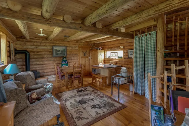 $400,000 | 3488 State 200 Street Northwest, Walker, MN 56484