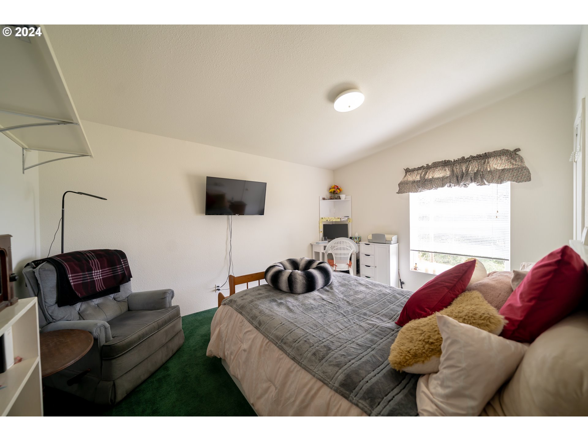 33570 Bellinger Scale Road Lebanon, OR 97355 - Photo 14 of 36 Gallery Image 14
