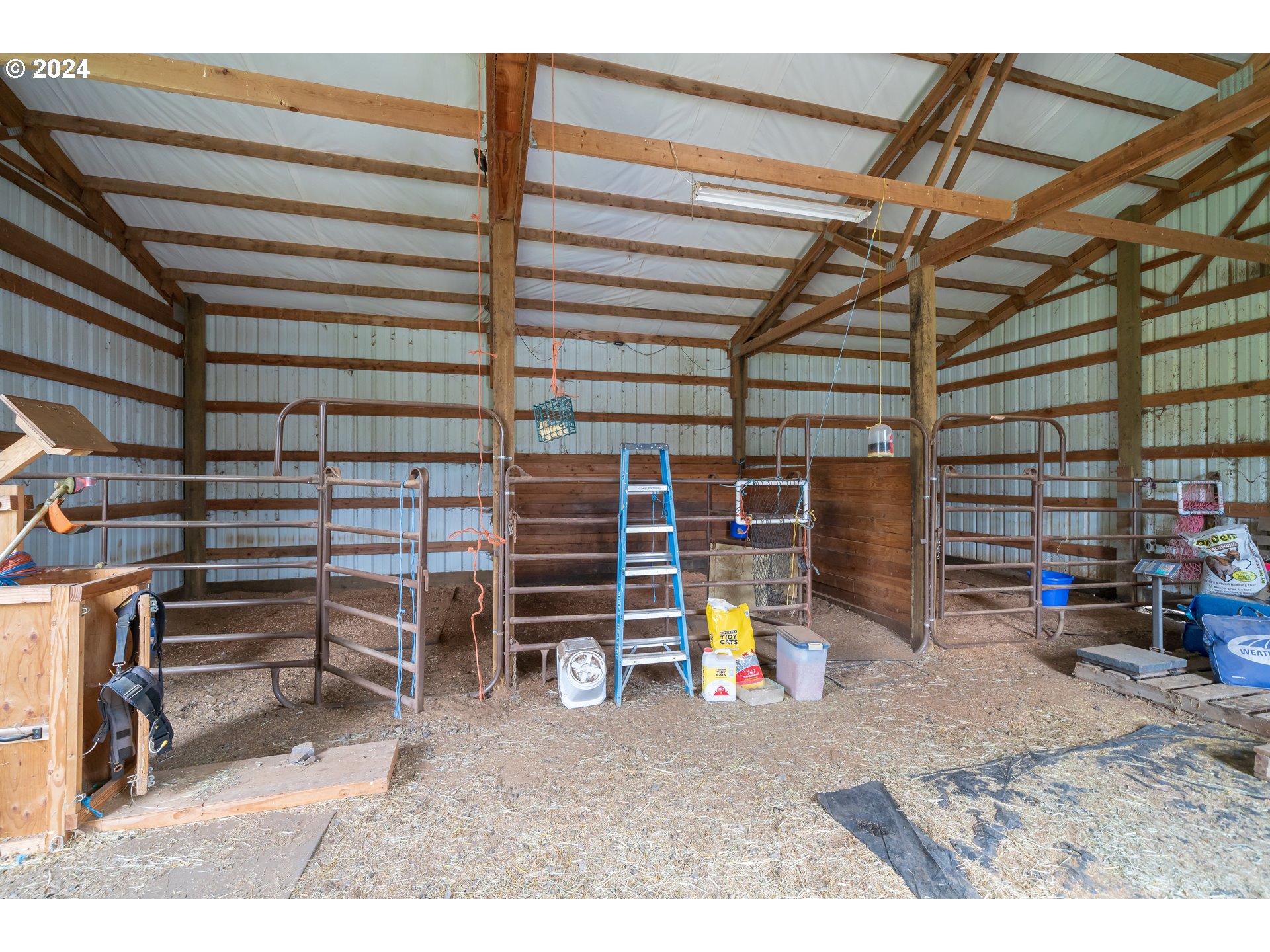 33570 Bellinger Scale Road Lebanon, OR 97355 - Photo 22 of 36 Gallery Image 22