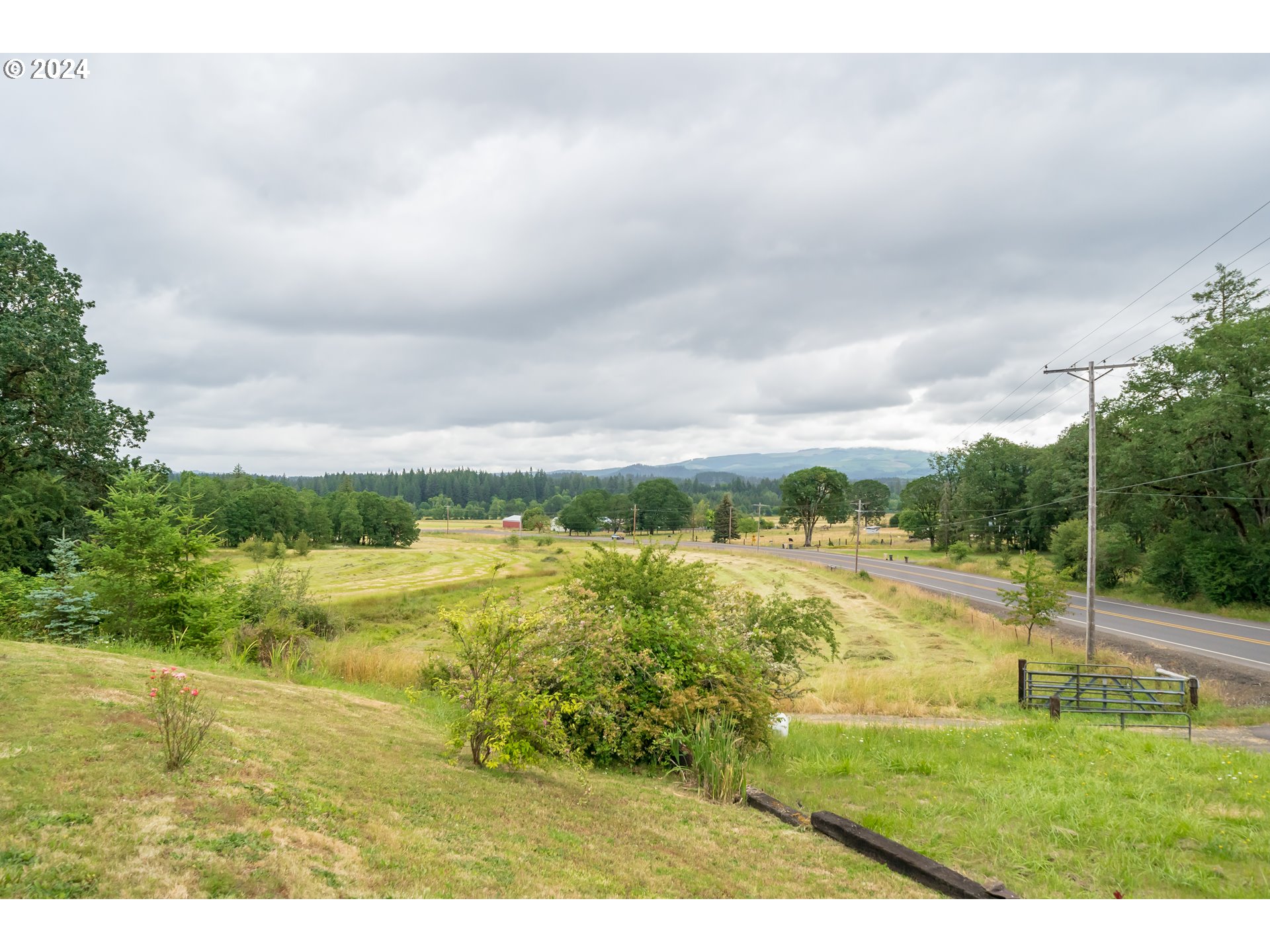33570 Bellinger Scale Road Lebanon, OR 97355 - Photo 27 of 36 Gallery Image 27