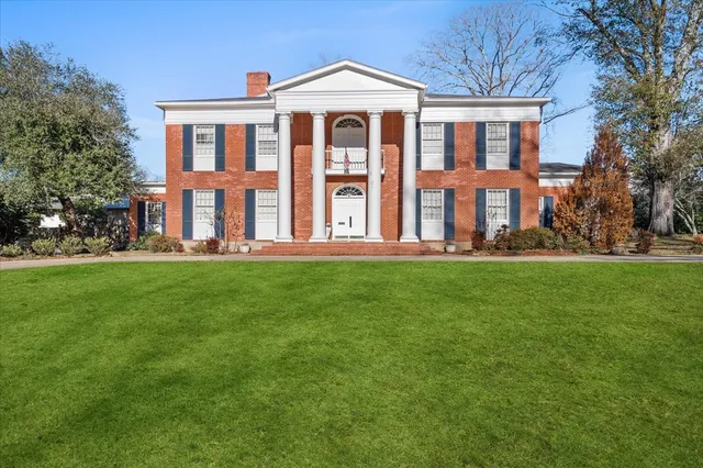 $449,500 | 1004 Hickory Avenue, McComb, MS 39648