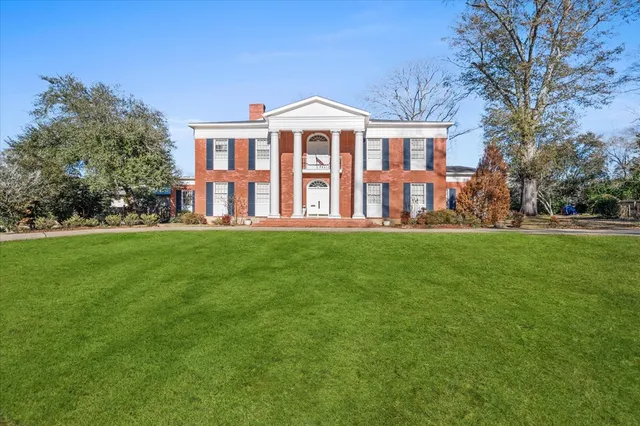 $449,500 | 1004 Hickory Avenue, McComb, MS 39648