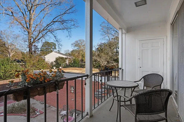 $449,500 | 1004 Hickory Avenue, McComb, MS 39648