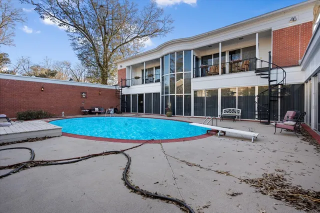 $449,500 | 1004 Hickory Avenue, McComb, MS 39648