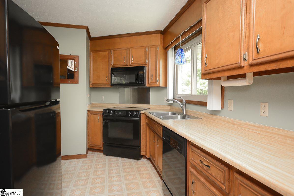 2282 State Park Road Greenville, SC 29609 - Photo 10 of 33 Gallery Image 10