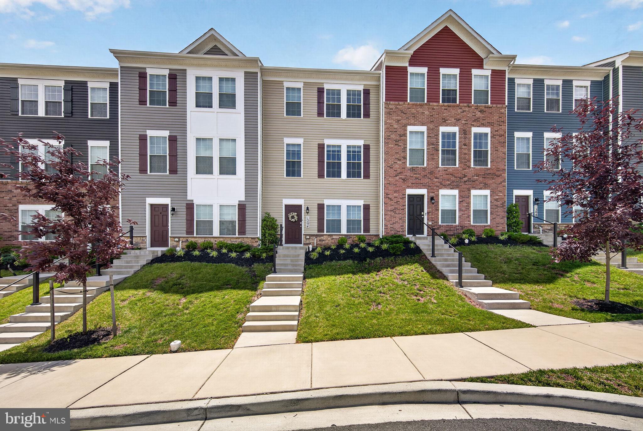 1204 Daphne Way Frederick, MD 21702 - Photo 2 of 46