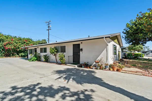 $2,750 | 3345 Porter Lane, Ventura, CA 93003