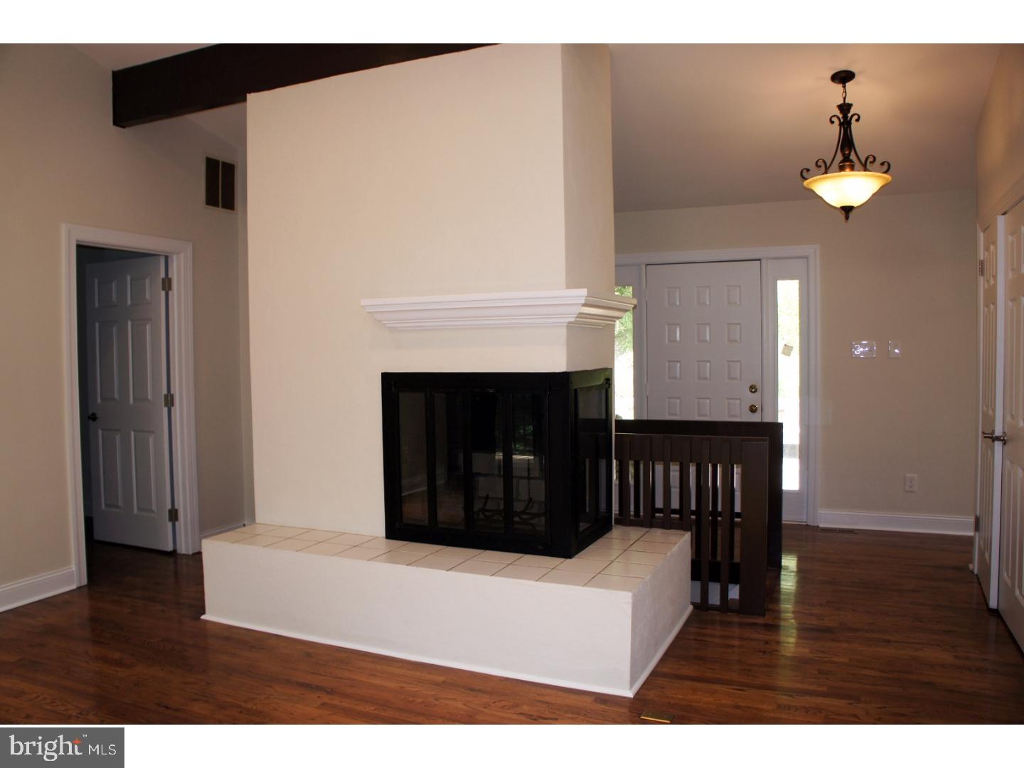 413 Oak Valley Road Media, PA 19063 - Photo 2 of 25 Foyer