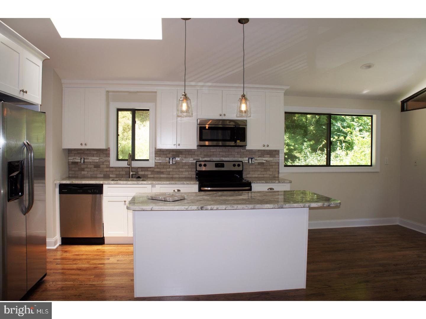 413 Oak Valley Road Media, PA 19063 - Photo 8 of 25 Kitchen