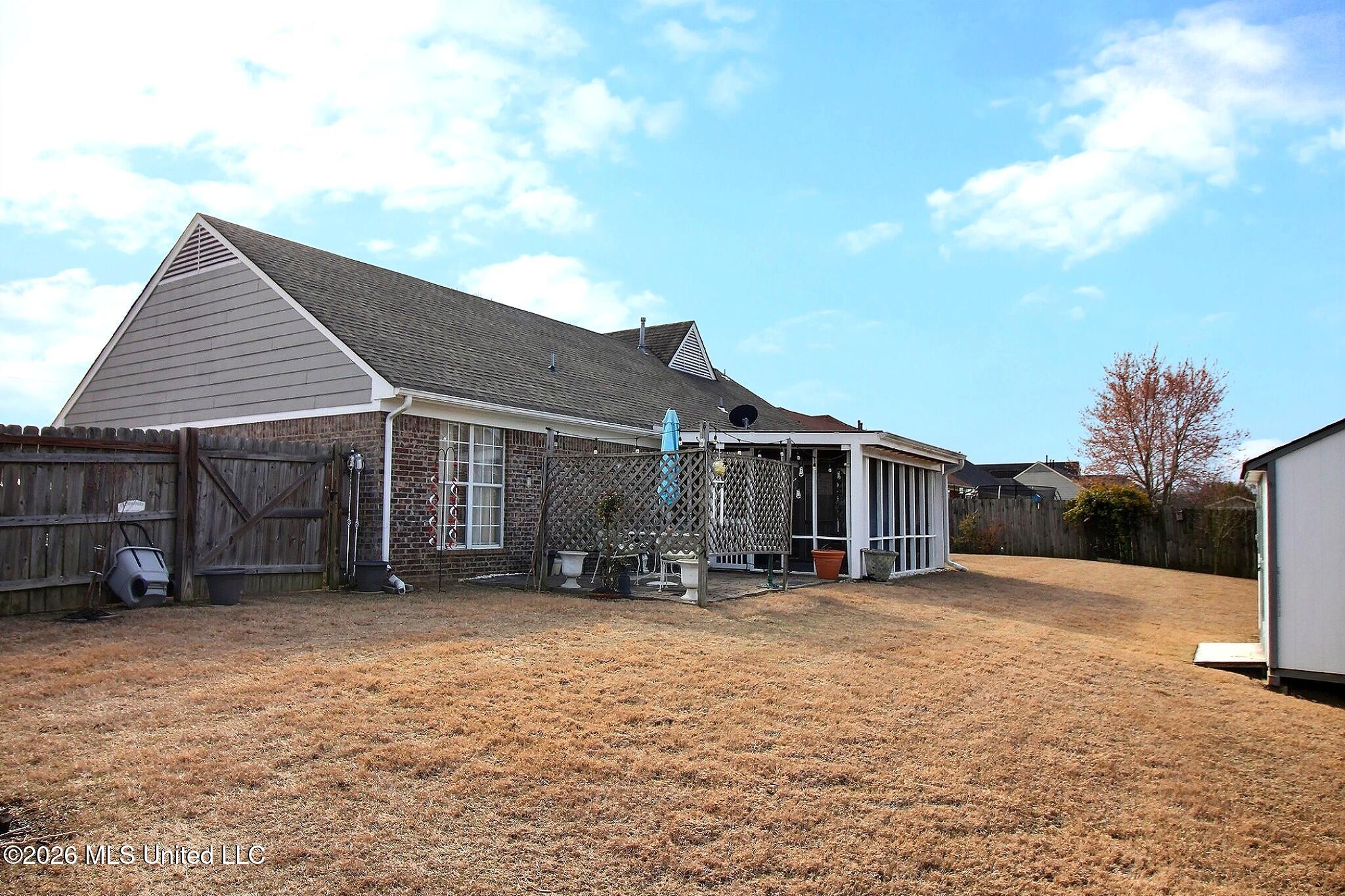 6430 Sandbourne West Olive Branch, MS 38654 - Photo 24 of 26 Back Elevation