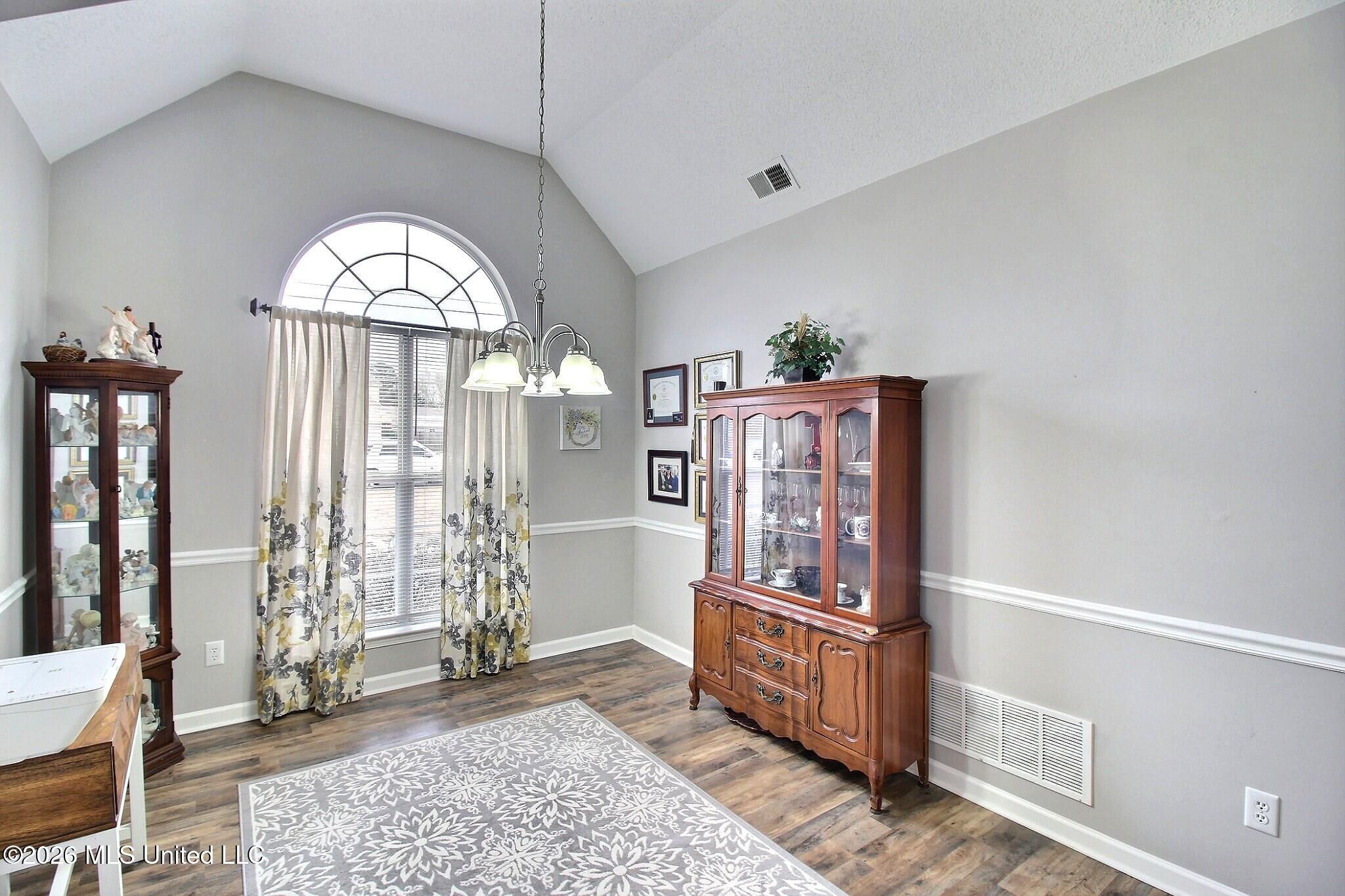 6430 Sandbourne West Olive Branch, MS 38654 - Photo 8 of 26 Dining Room or Office/Library