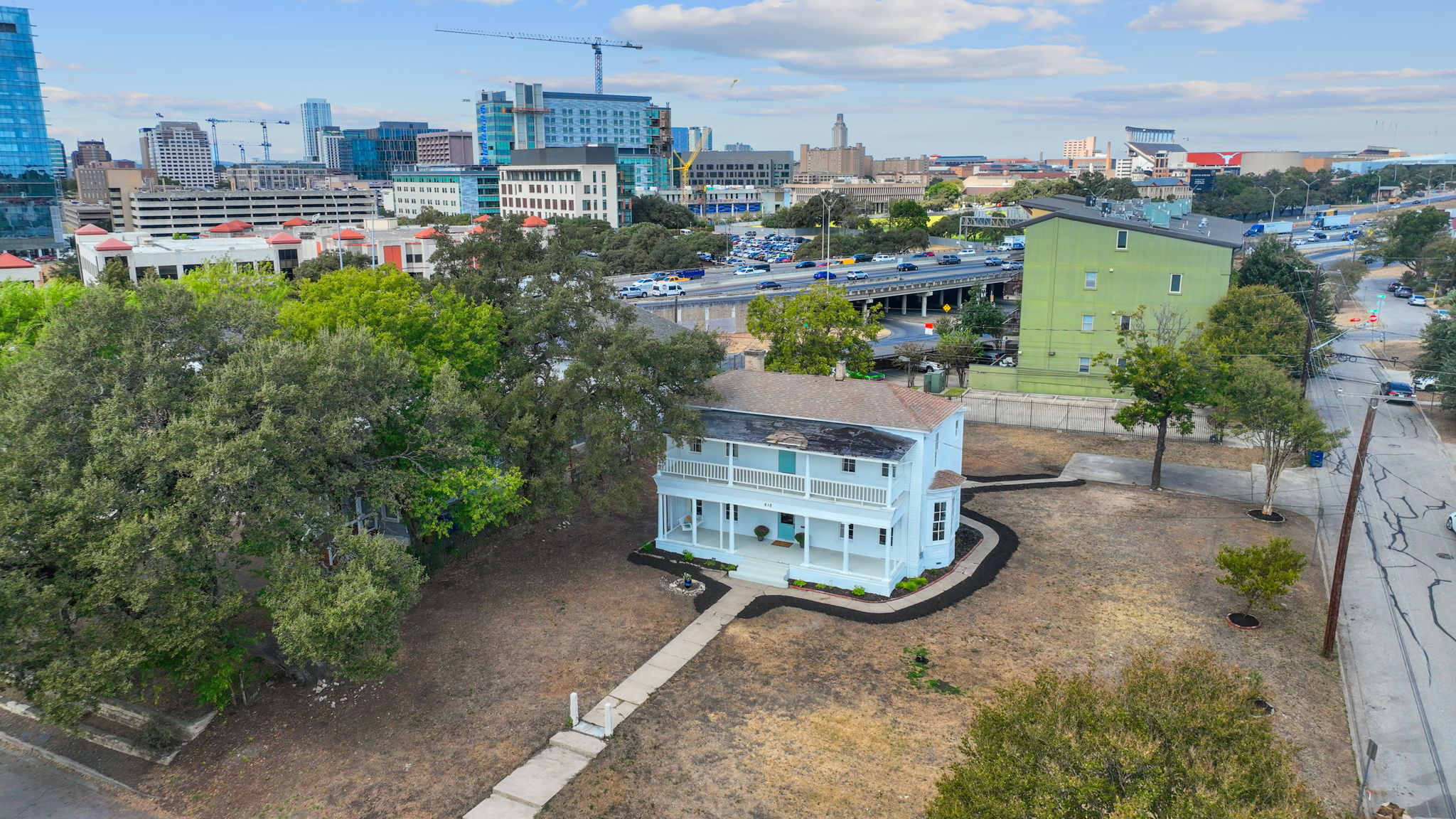 810 East 13th Street Austin, TX 78702 - Photo 32 of 39 an aerial view of a house with outdoor space