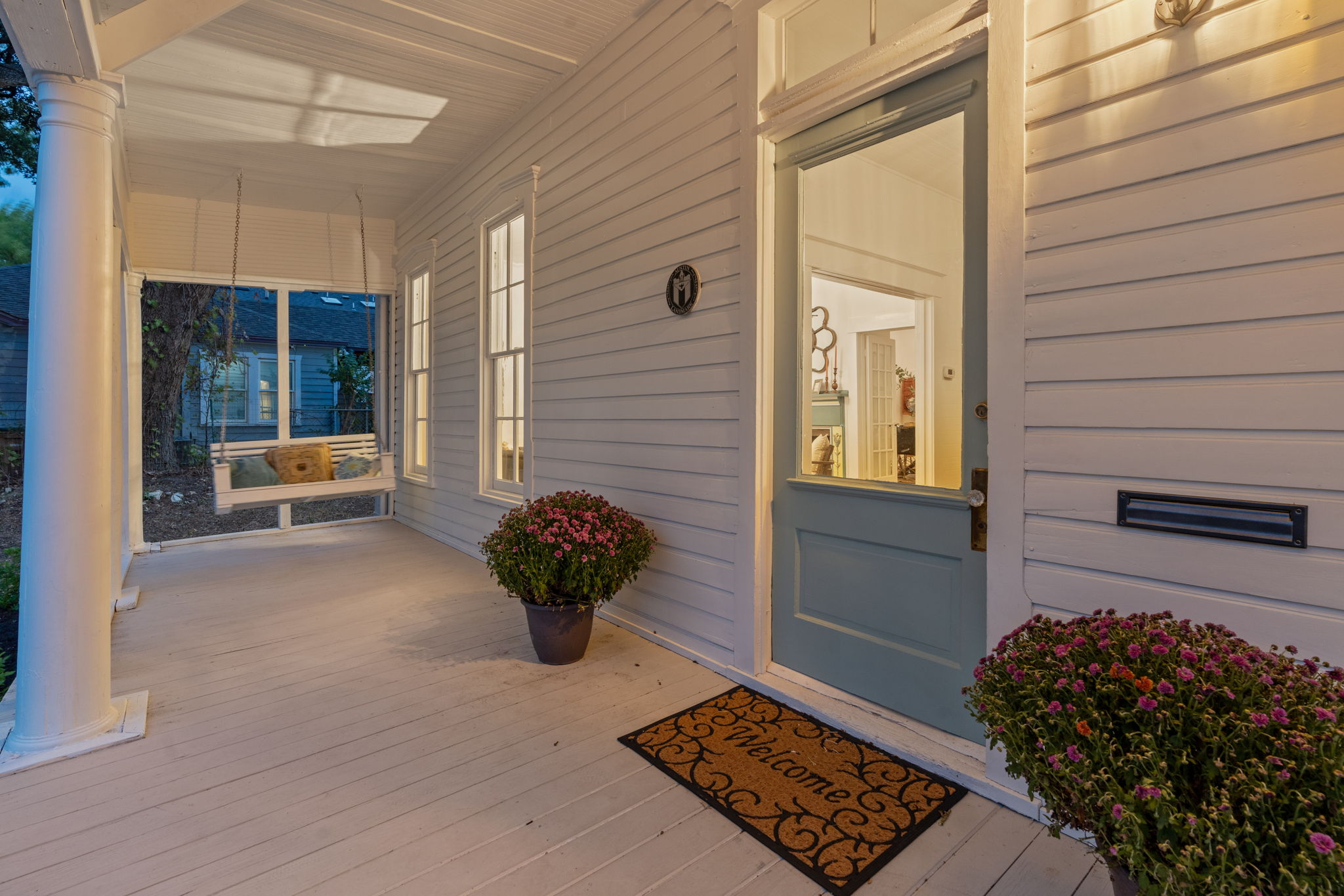 810 East 13th Street Austin, TX 78702 - Photo 36 of 39 a view of a entryway door front of house