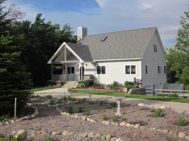 11751 Hastings Road Clarksville, MI 48815 - Photo 1 of 23 Primary Photo
