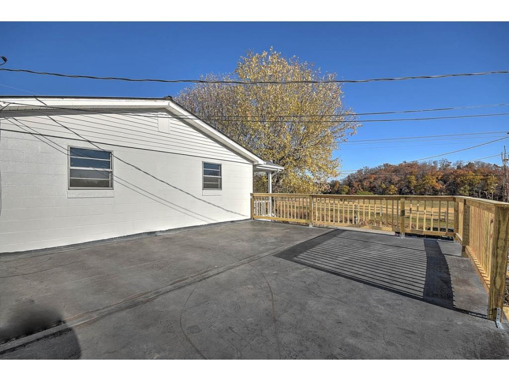 1915 Brown Springs Road Greeneville, TN 37743 - Photo 27 of 32 Photo 27