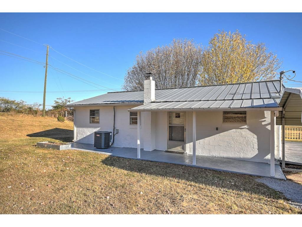 1915 Brown Springs Road Greeneville, TN 37743 - Photo 29 of 32 Photo 29