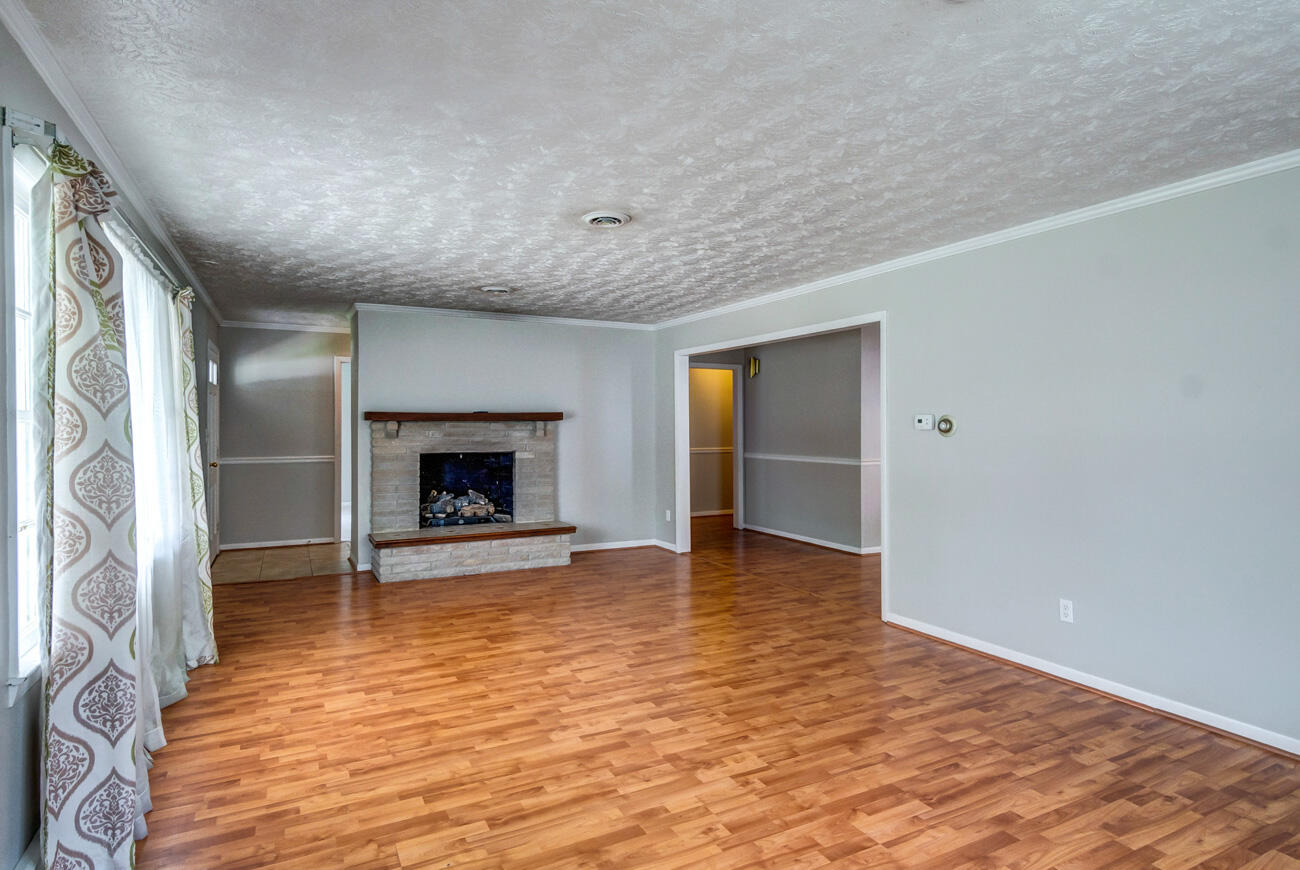 415 Riddell Court Irvine, KY 40336 - Photo 7 of 38 153