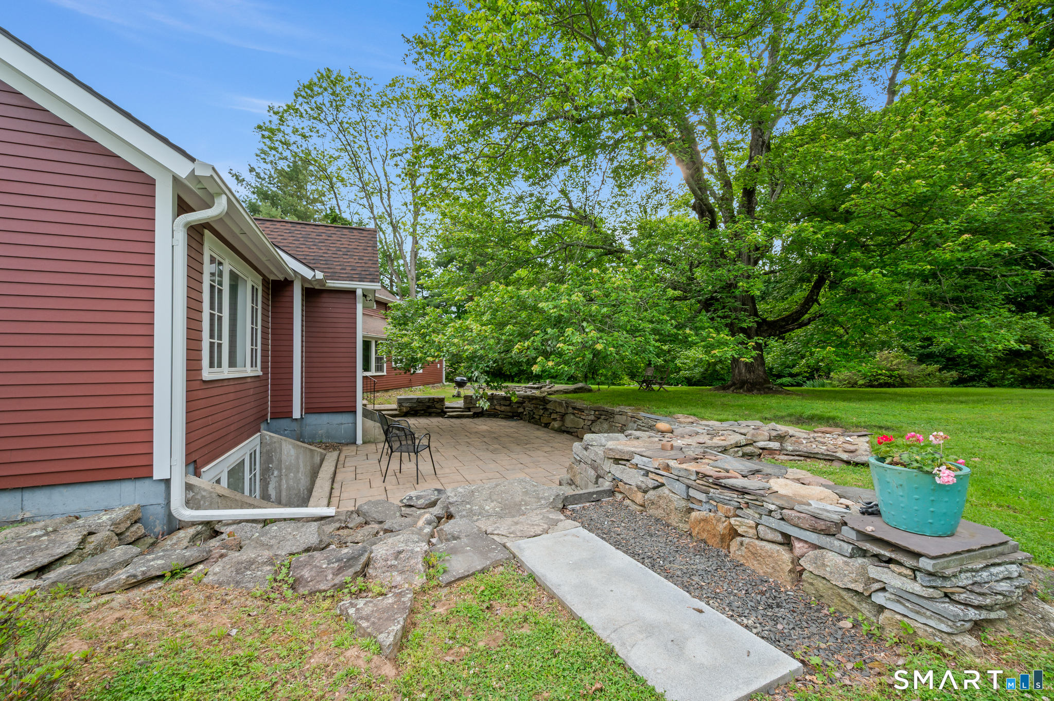 539 Hopewell Road Glastonbury, CT 06033 - Photo 37 of 38