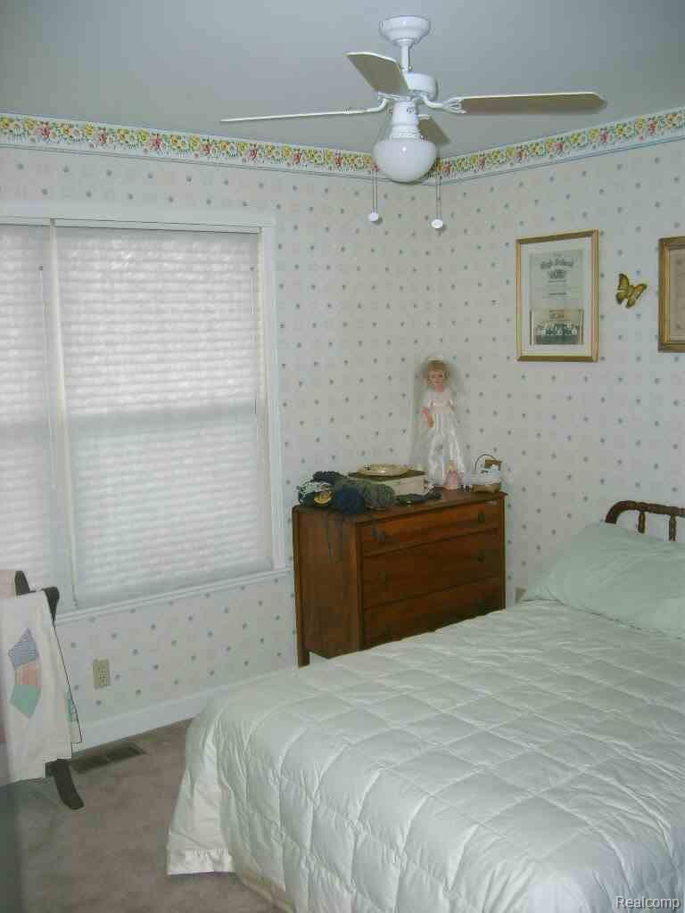 859 Milford Road Holly, MI 48442 - Photo 8 of 11 Bedroom