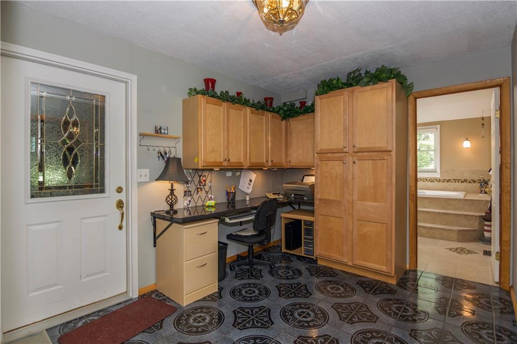 731 East New Road Greenfield, IN 46140 - Photo 16 of 20 Gallery Image 16