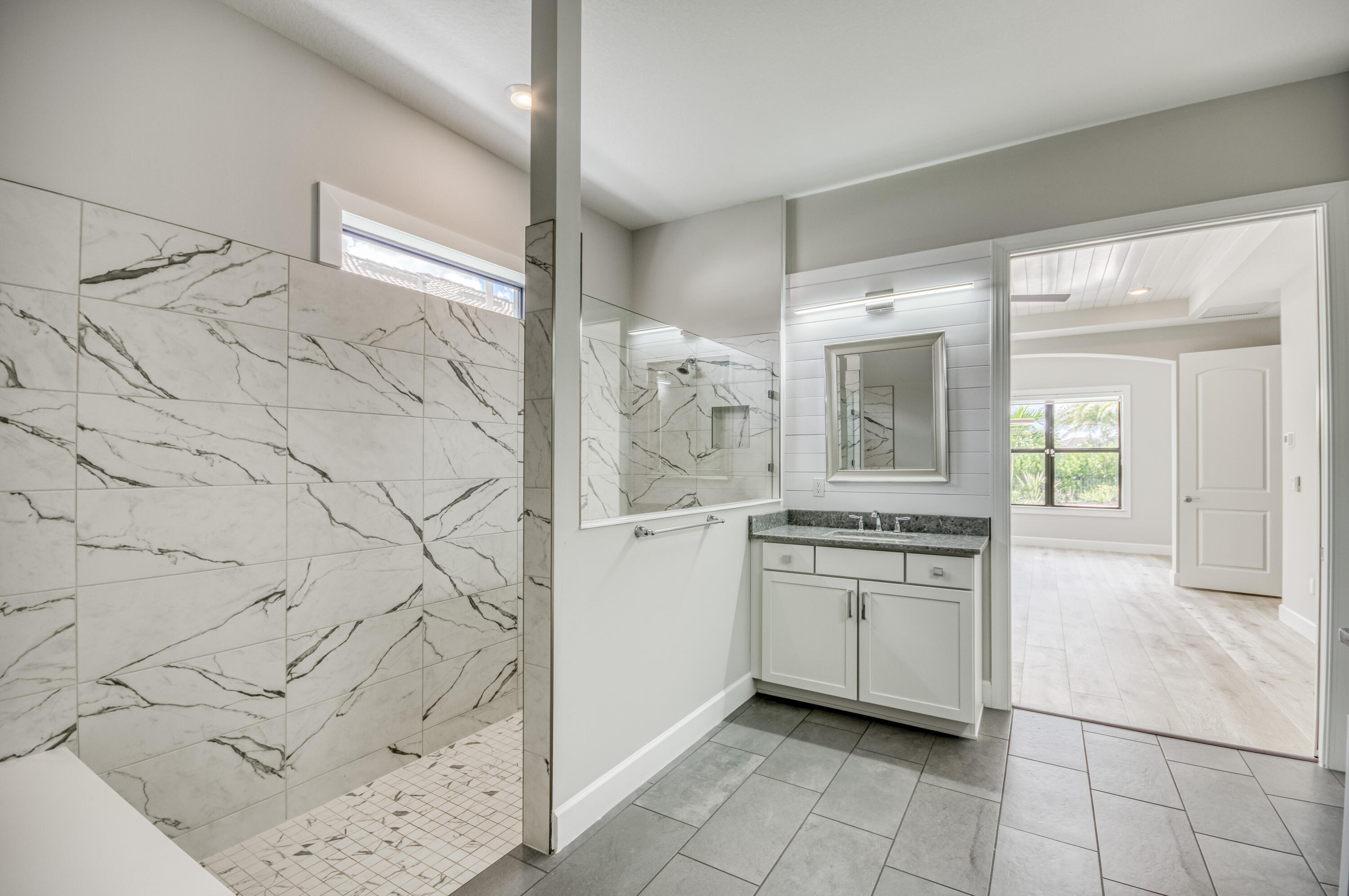 102 Cerulean Key Way Jupiter, FL 33478 - Photo 32 of 85 Primary Bath