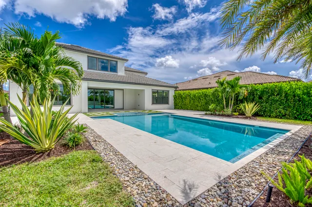 $2,500,000 | 102 Cerulean Key Way, Jupiter, FL 33478
