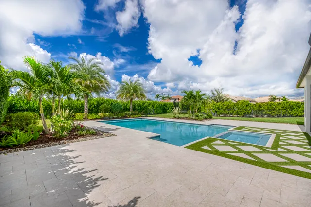 $2,500,000 | 102 Cerulean Key Way, Jupiter, FL 33478