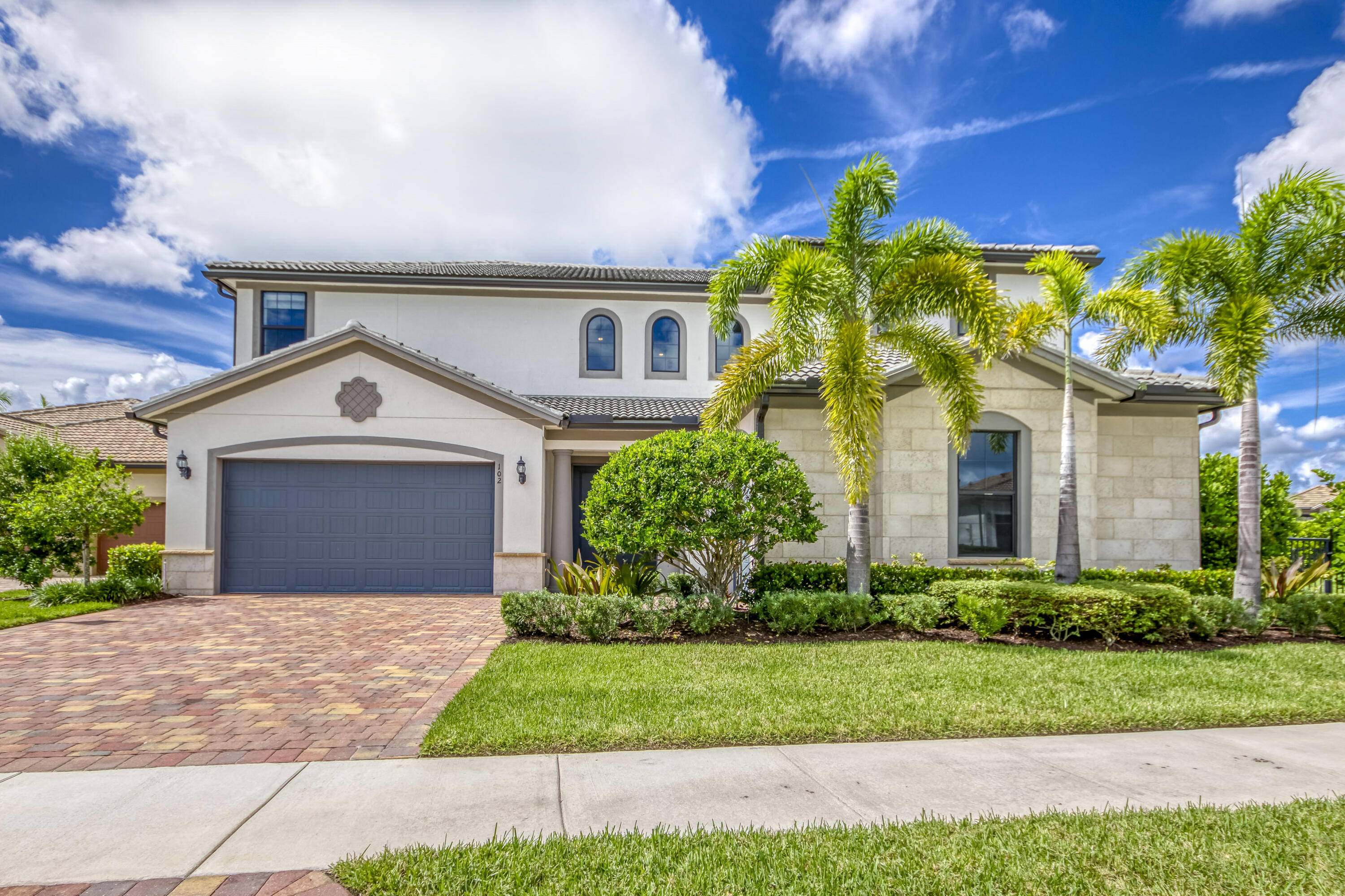 102 Cerulean Key Way Jupiter, FL 33478 - Photo 68 of 85 Front Exterior