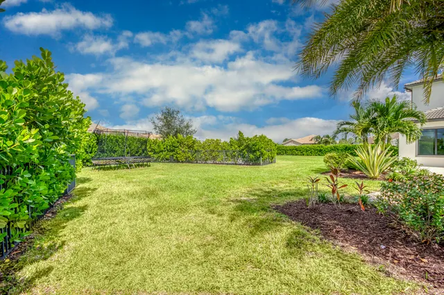 $2,500,000 | 102 Cerulean Key Way, Jupiter, FL 33478