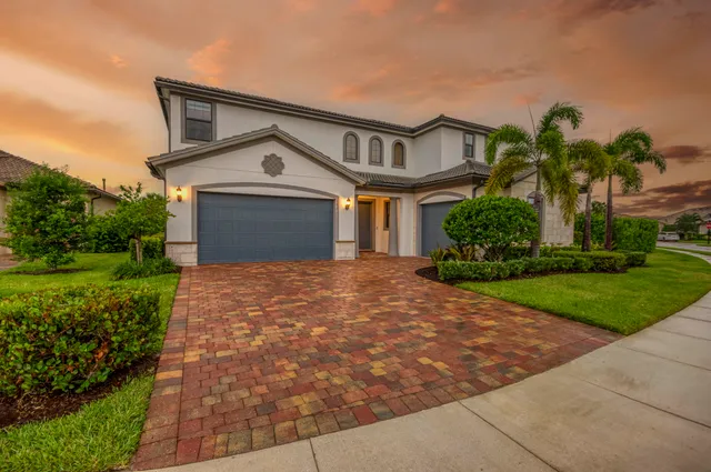 $2,500,000 | 102 Cerulean Key Way, Jupiter, FL 33478