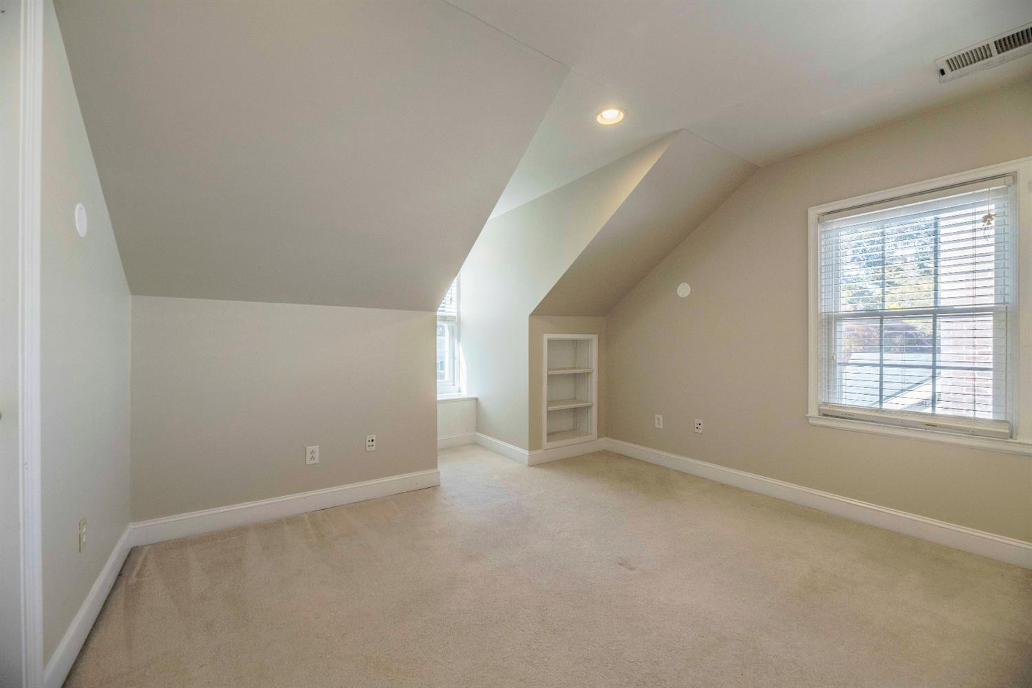 499 Hart Road Lexington, KY 40502 - Photo 26 of 37 Photo 26