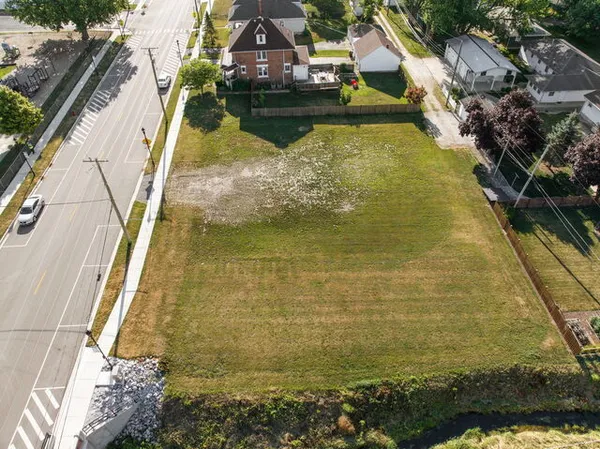 $33,000 | 652 Penfield Street, Beecher, IL 60401