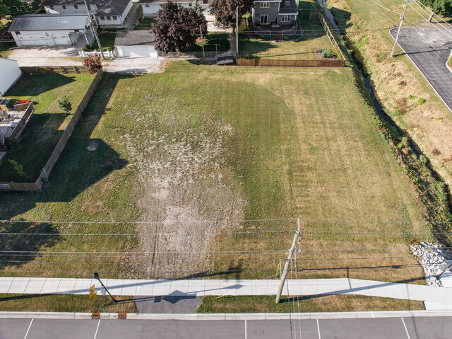652 Penfield Street Beecher, IL 60401 - Photo 5 of 16 a view of swimming pool