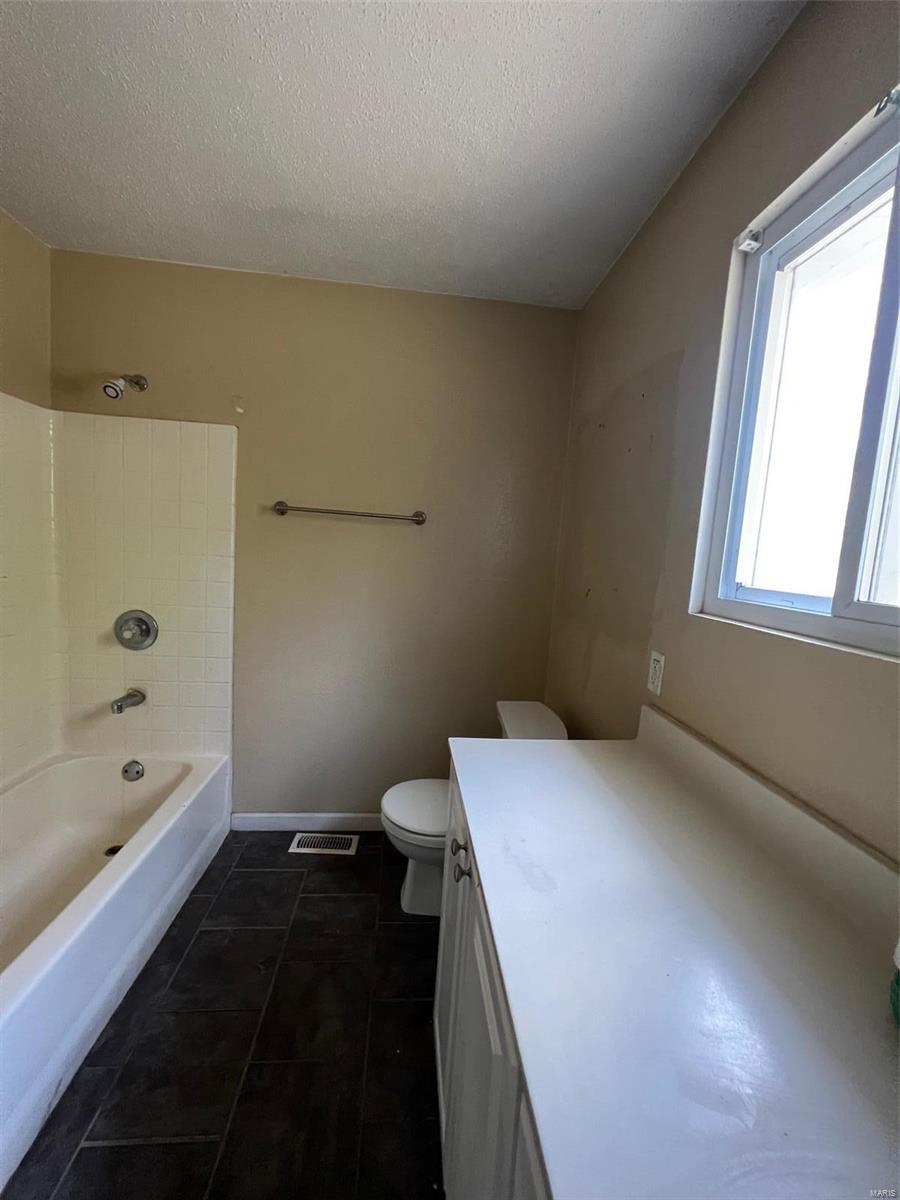 951 Lunceford Road Dupo, IL 62239 - Photo 7 of 15 Gallery Image 7