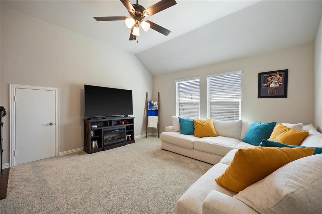 7504 Larson Lane Rowlett, TX 75089 - Photo 25 of 38