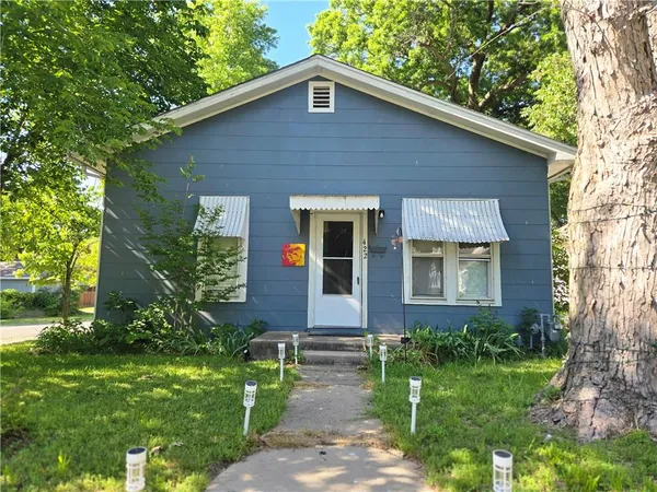 $140,000 | 422 West 9th Street, Pittsburg, KS 66762