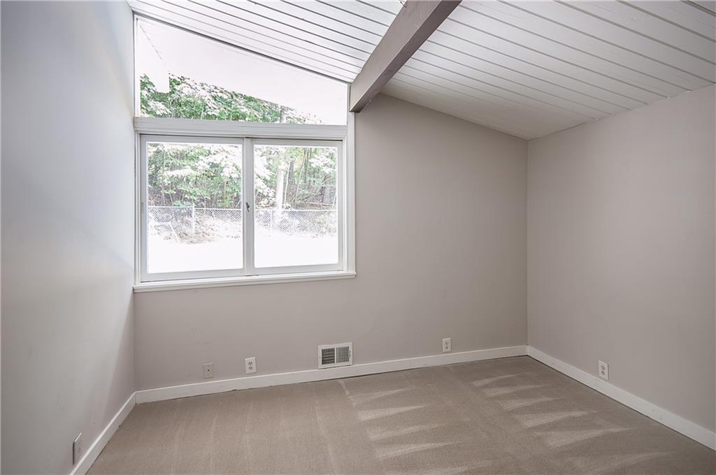 5270 Riverview Road Northwest Atlanta, GA 30327 - Photo 12 of 20