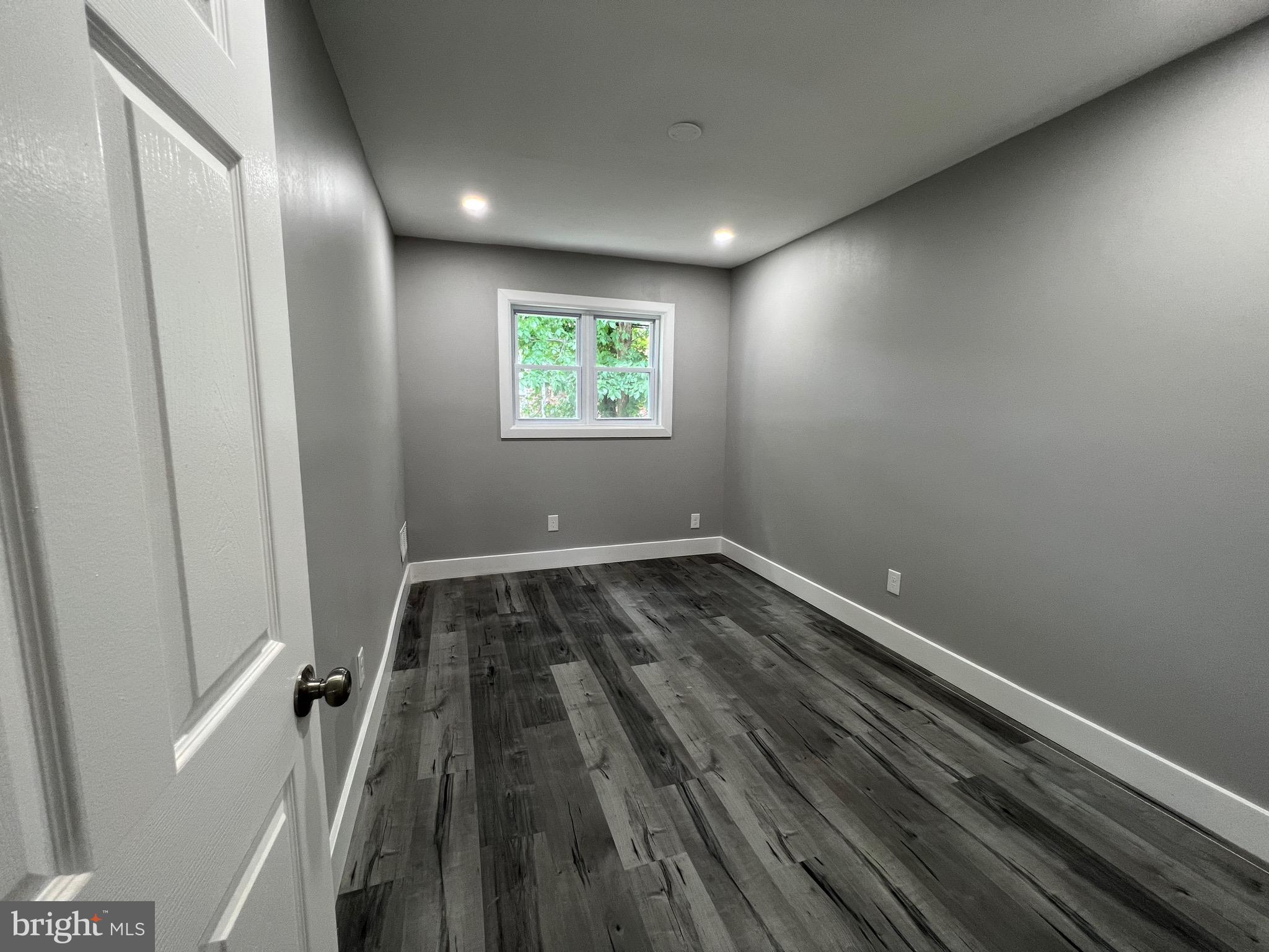 1005 Pine Road Sharon Hill, PA 19079 - Photo 6 of 14 Gallery Image 6