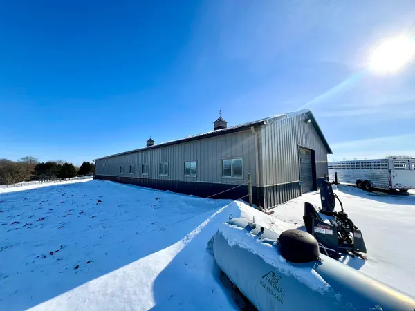 $575,000 | W10708 468th Avenue, Prescott, WI 54021